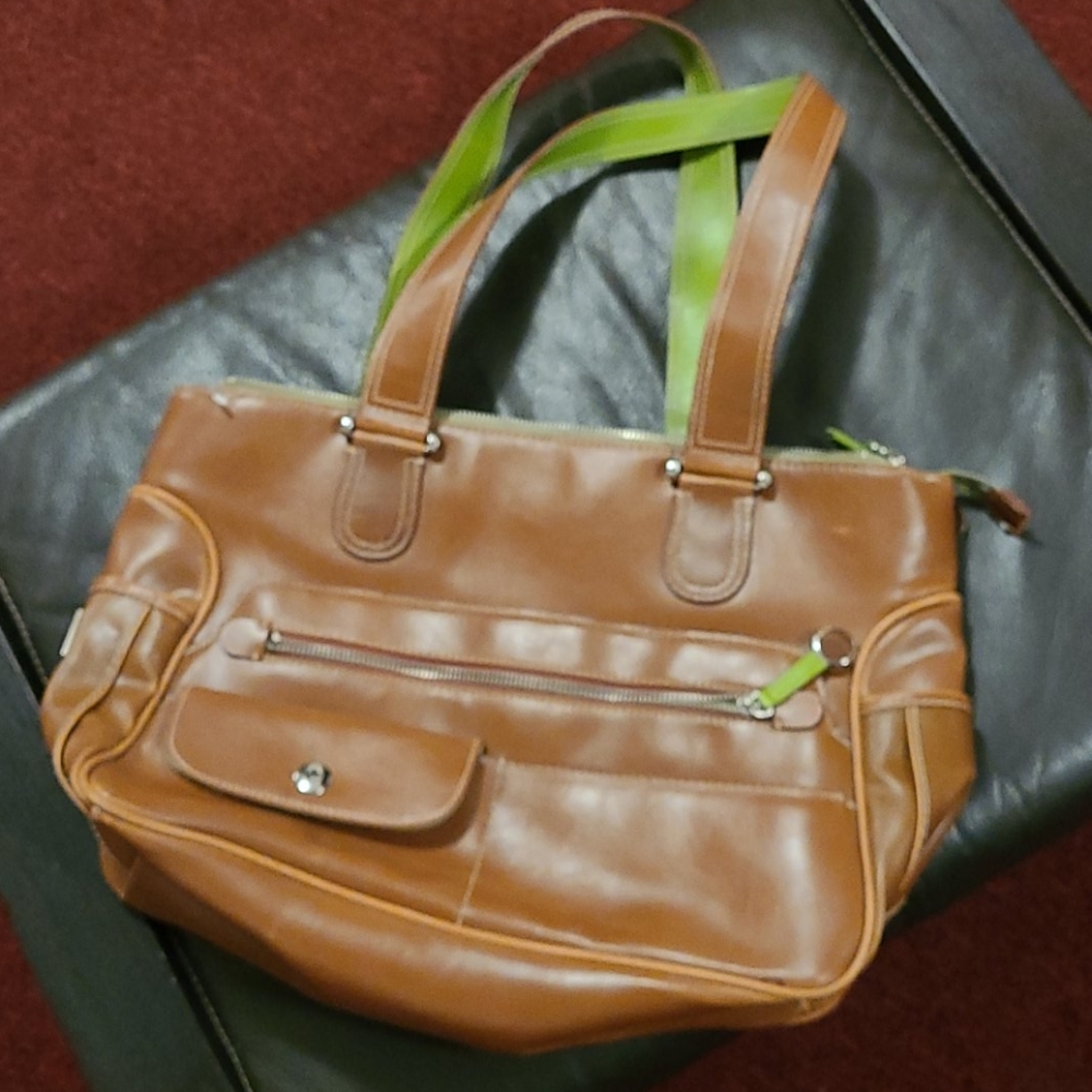 Woman's pocketbook 👜